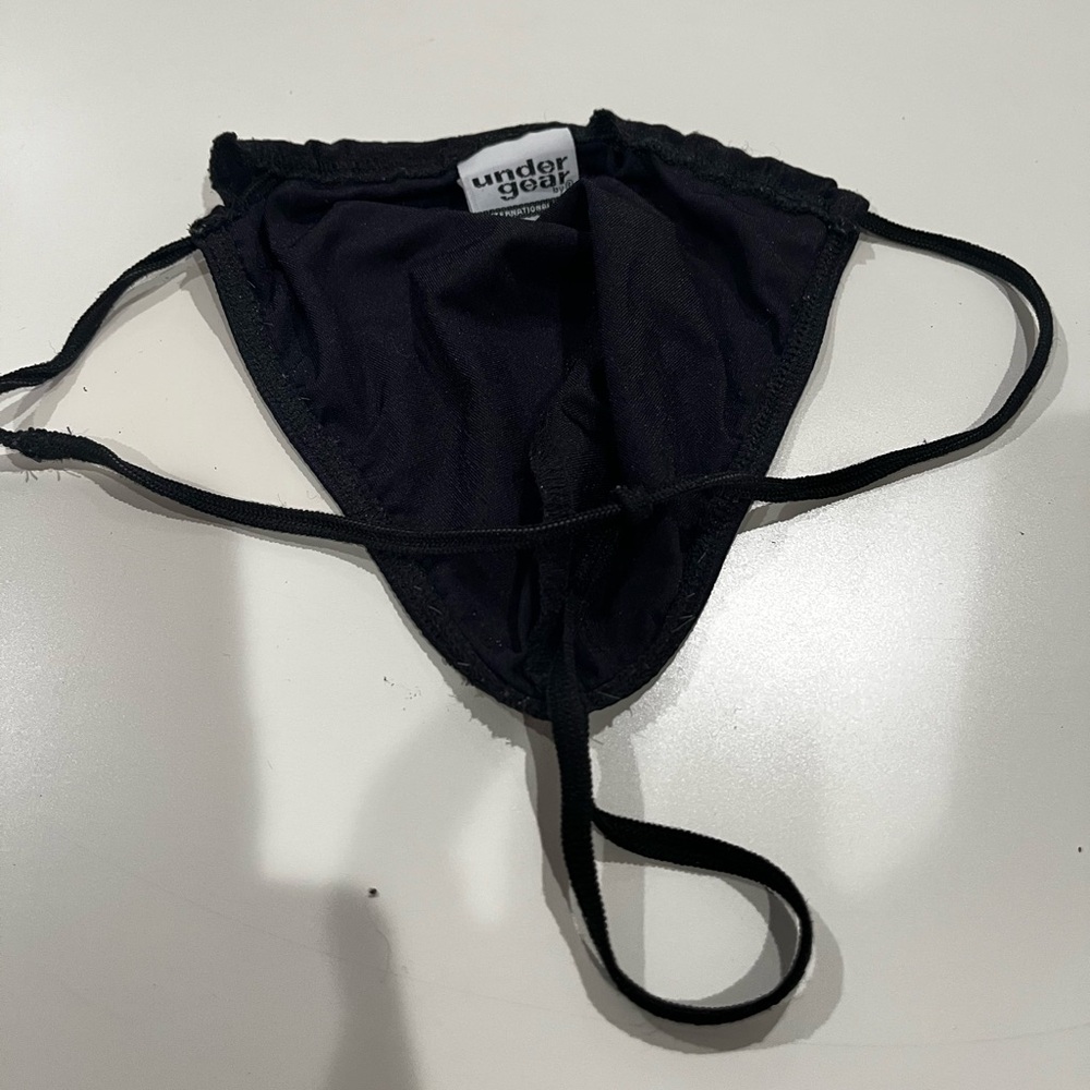 Undergear Black Pouch G-String